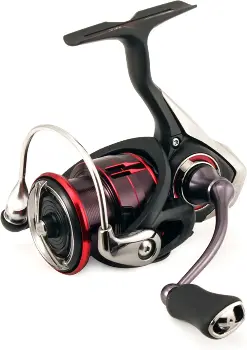 Картинка Катушка безынерционная Daiwa 17 Fuego LT 1000D от магазина Главный Рыболовный