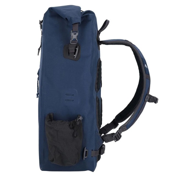 Картинка Рюкзак Simms Dry Creek Rolltop Backpack, Black, 30 л от магазина Главный Рыболовный