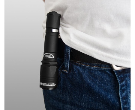 Картинка Фонарь Armytek Dobermann XP-L HI Белый от магазина Главный Рыболовный