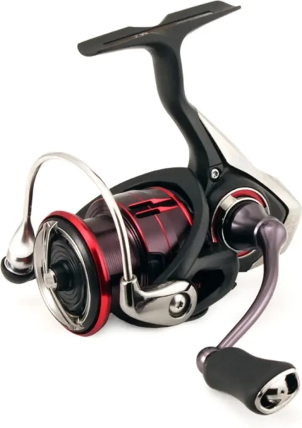 Картинка Катушка безынерционная Daiwa 17 Fuego LT 1000D от магазина Главный Рыболовный